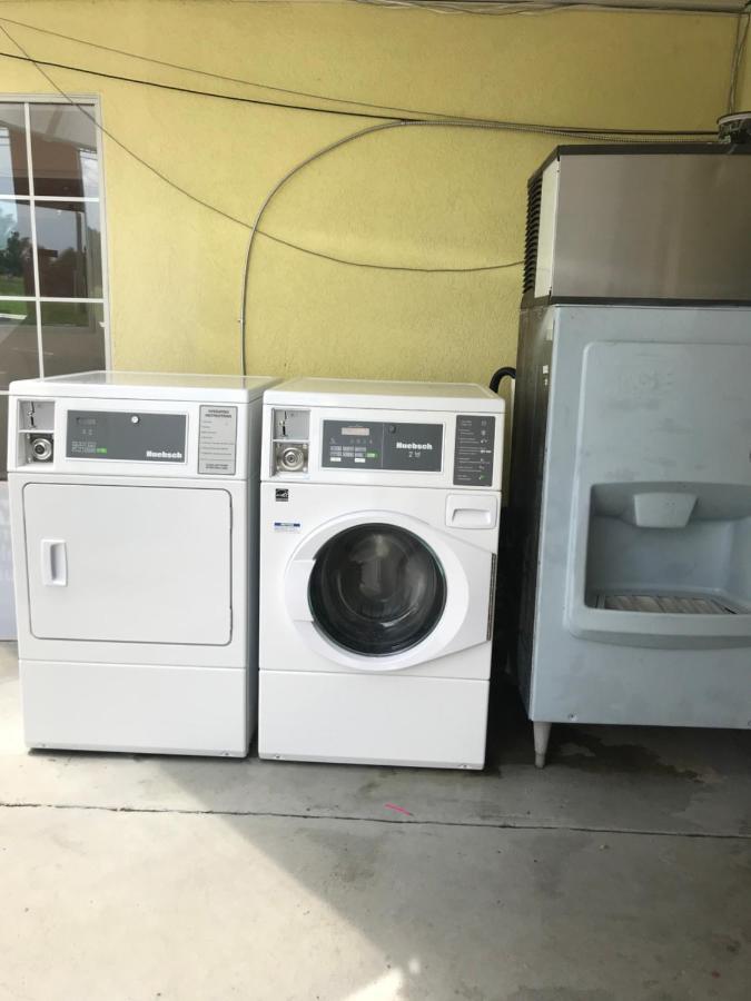 Carry On Inn & Suites LaFayette Bagian luar foto
