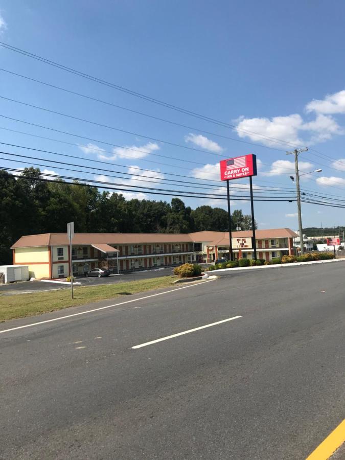 Carry On Inn & Suites LaFayette Bagian luar foto