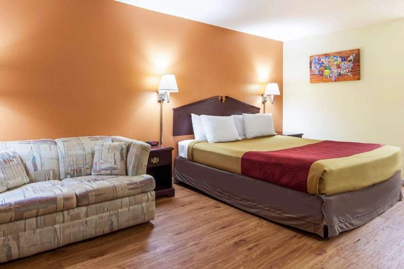 Carry On Inn & Suites LaFayette Bagian luar foto